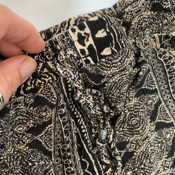 Boho Printed Short - Picture 3 of 6